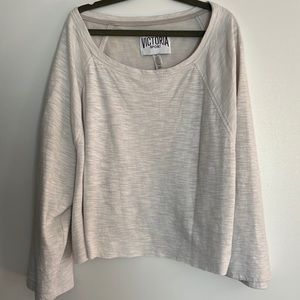 Light grey long sleeve oversized T-shirt